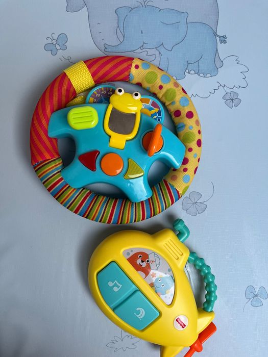 Музикални играчки fisher price