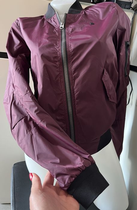 Дамско яке тип ветровка G- Star размер XS