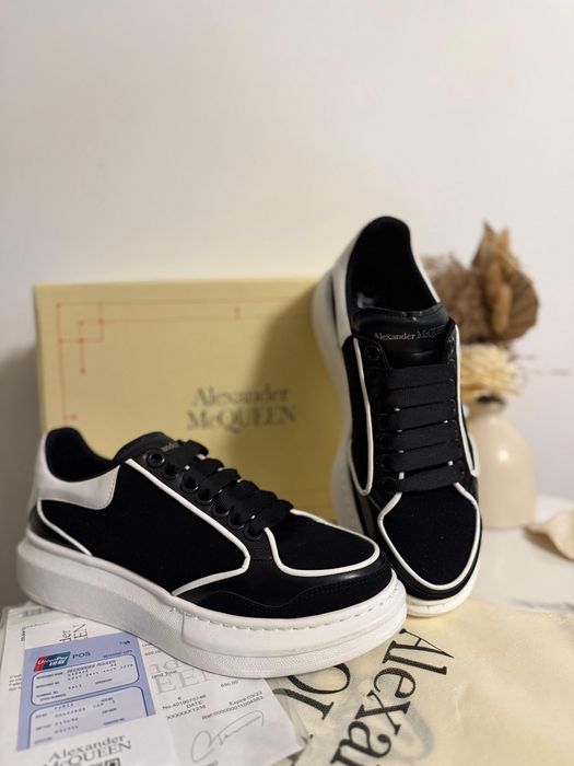 Adidasi Alexander M C  Q U E E N Catifea