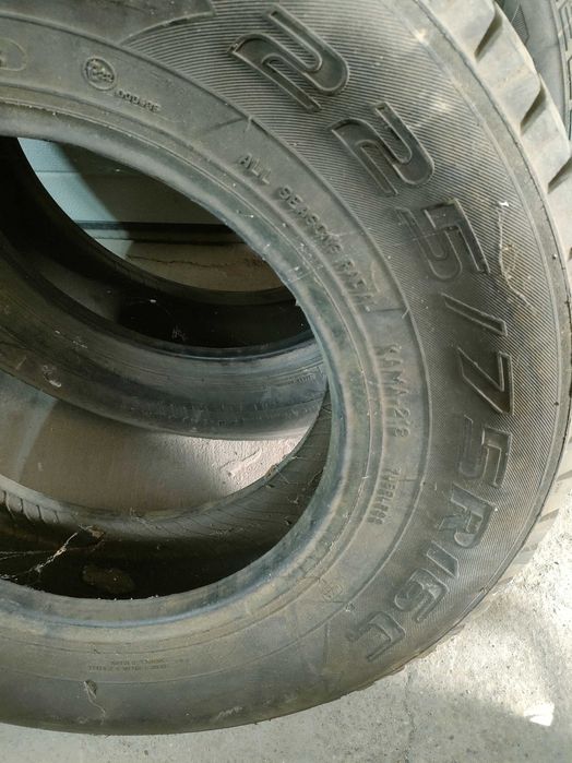 Продам Шину б/у размер 225/75/16
