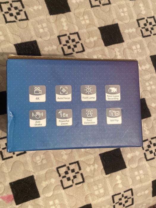 Vând Cameră Digitală 4K Ultra HD (DC101),nouă,sigilată
