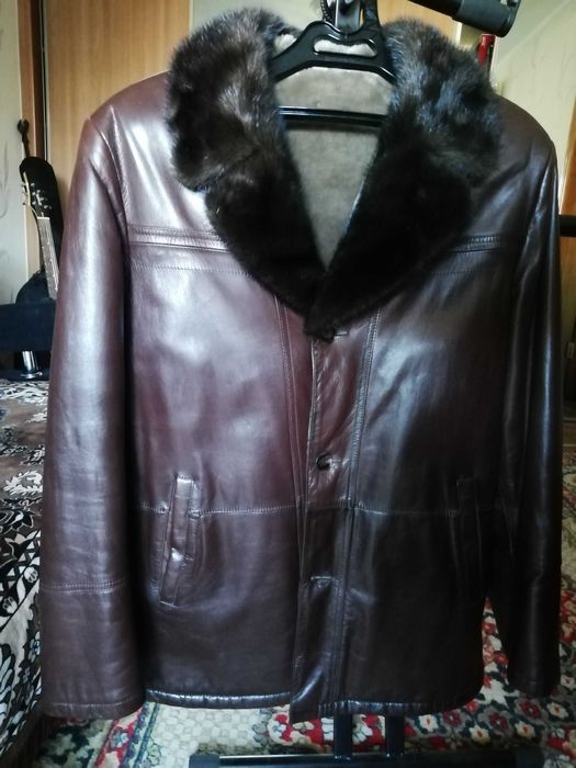 Кожаная зимняя куртка