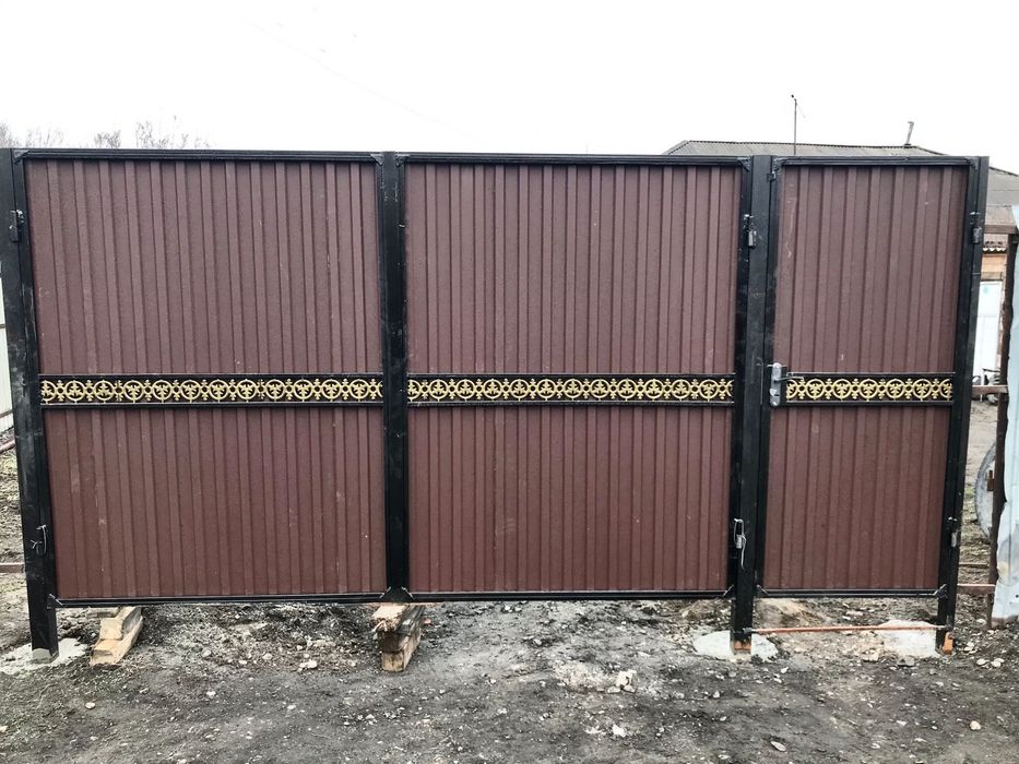 Ворота продаю.заборы