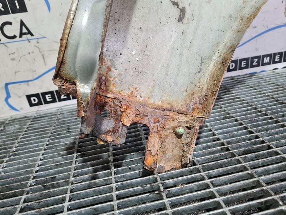 Aripa Stanga Fata Porsche Cayenne Facelift 2007 - 2010 4 Usi GRI LM7W (1060) RUGINITA