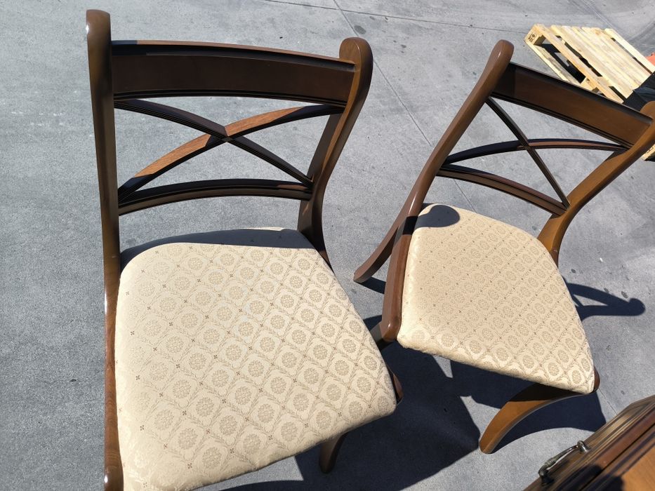 Маса от MDF и масивен дъб