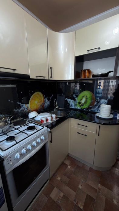 Сдам  2-х комнатную квартиру на долгий срок!