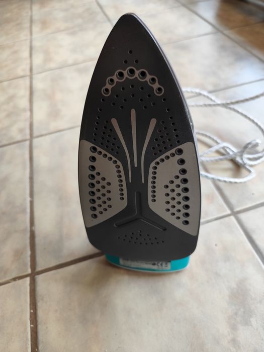 Fier de calcat Pfaff nou