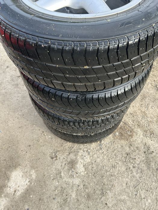 Vand jante cu cauciucuri