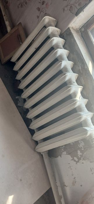 Радиатор отопления  чугунные
