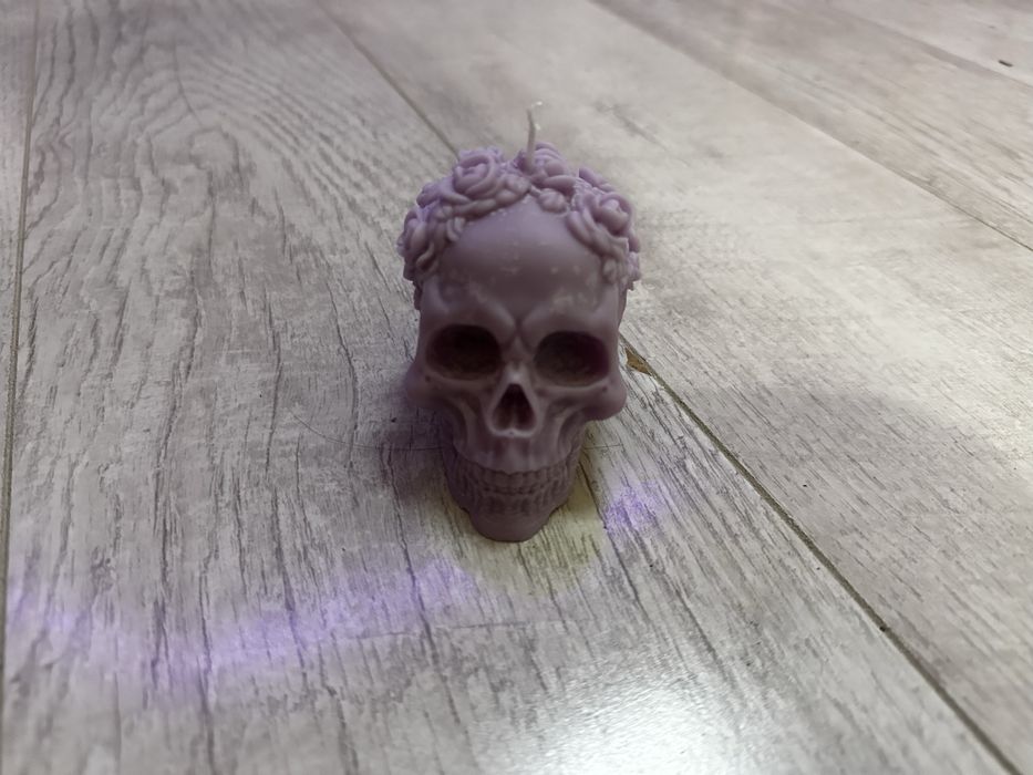 Handmade Soy Skull Candle / Lumănare Handmade Soia