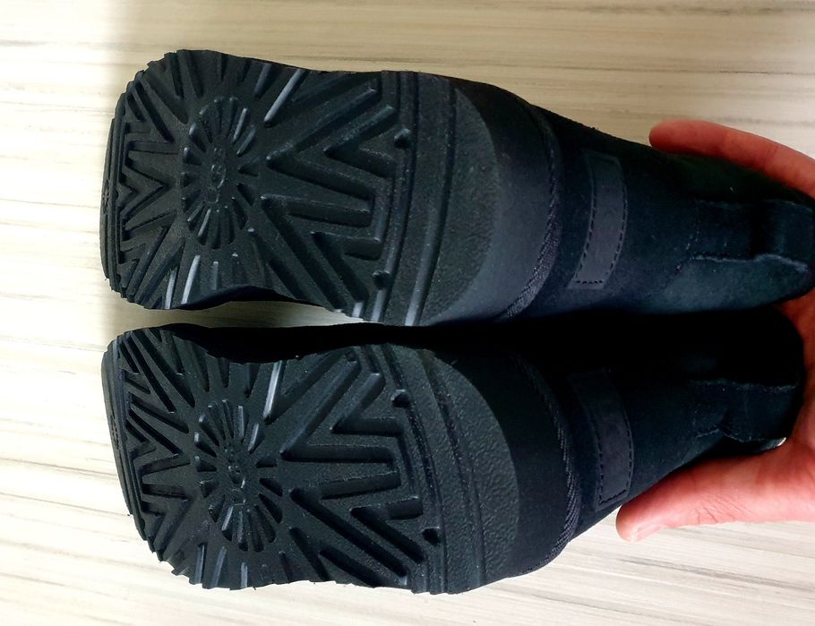 UGG Classic Mini UK 6 US 8  39/25см НОВО! ОРИГИНАЛ Дамски Зимни Ботуши