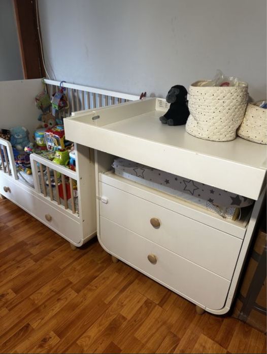 Patut si masă de infasat Ikea (colectia Myllra)