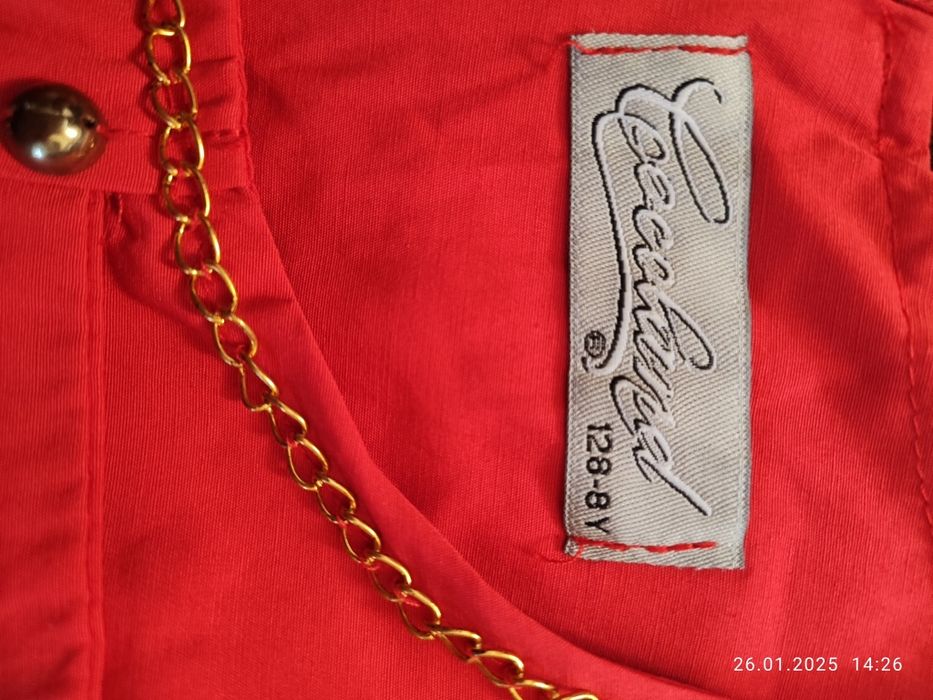 Платье примерно на возраст 6-8 лет