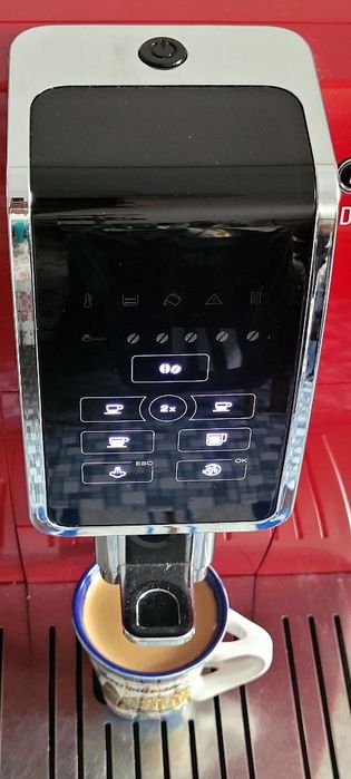 Кафеавтомат De'Longhi Dinamica ECAM 358.15.R (Red Edition)