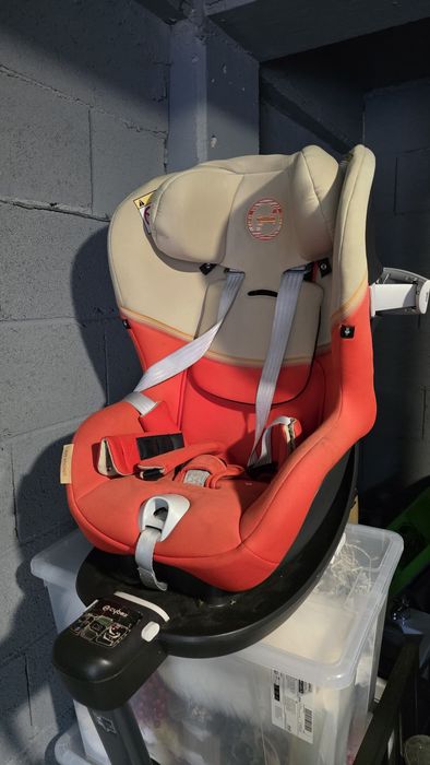 Scaun auto ISOFIX i-Size Cybex Sirona M2 Autumn Gold, 45 -105 cm, Rosu

Informatii:
 14 zile drept de retur
