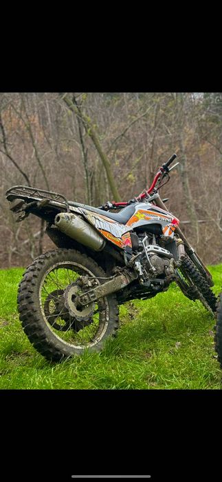 Кросов мотор zongshen 250cc. с водно охлаждане