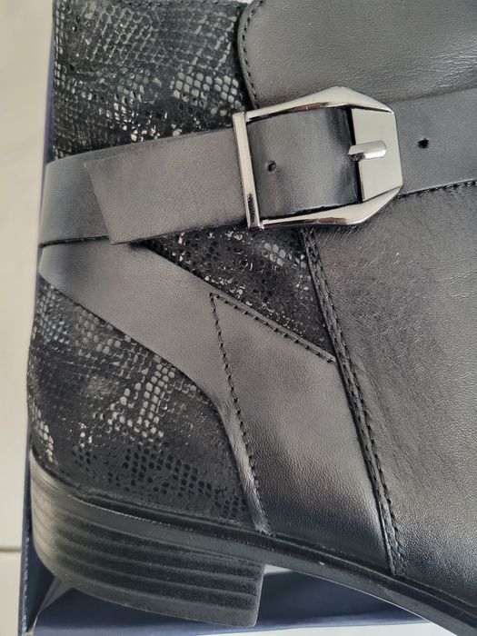 Боти Caprice нови!