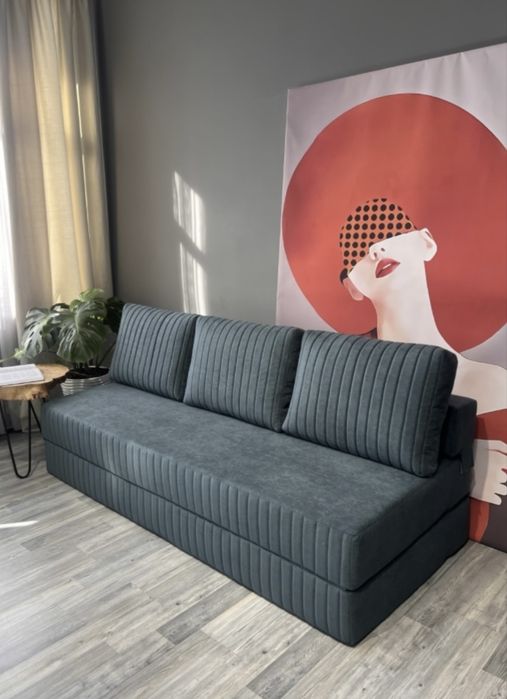 Бескаркасный диван