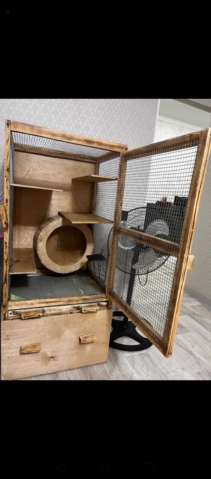 Деревянная клетка