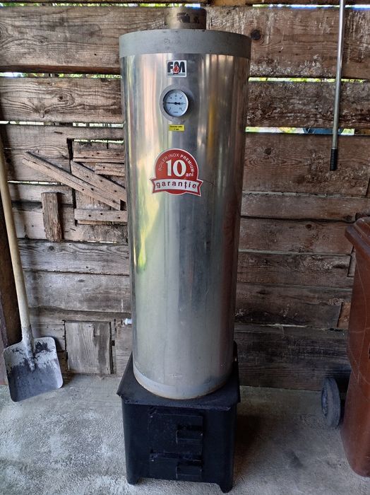 Vând boiler pe lemne de 100 litri