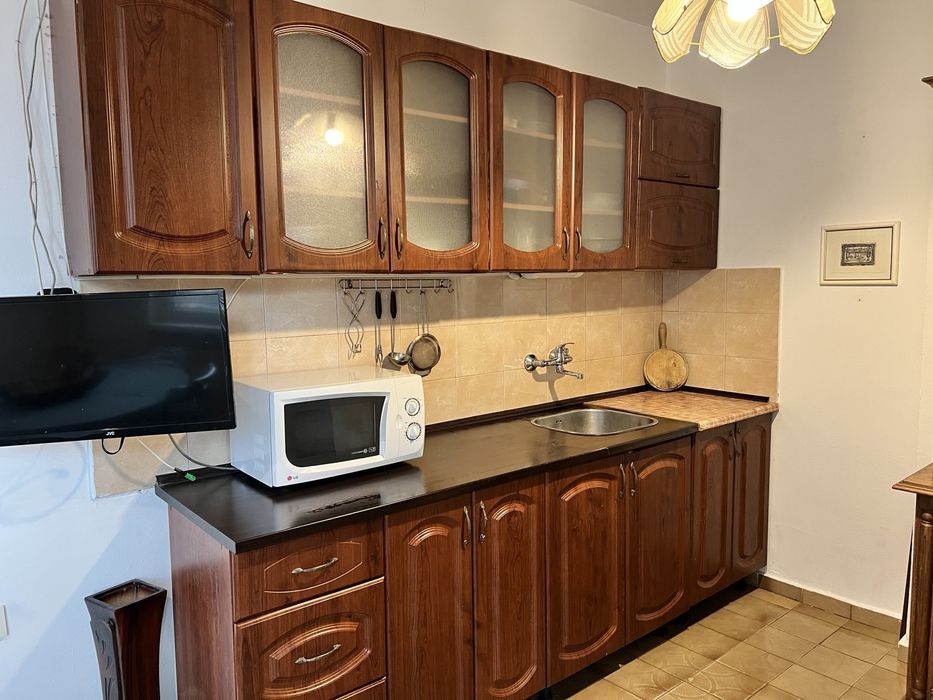 Дава се под наем Тристаен апартамент в София, Хиподрума - 100 кв.м за 612 € - Снимка #5