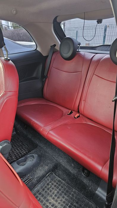 Fiat 500 Automat – Interior Piele Roșie – Look Abarth