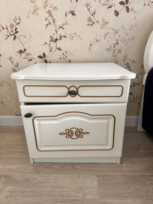 Продам 2 Тумбы по 4000 тыс