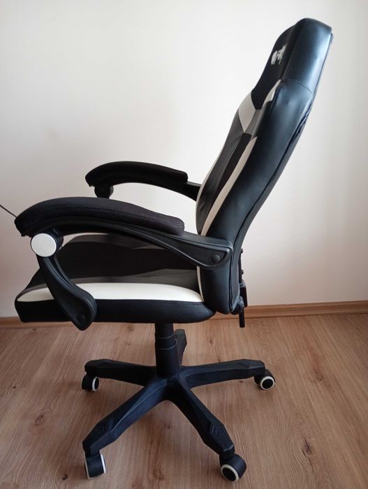 Офис стол/ геймърски стол Gaming Fury Avenger M