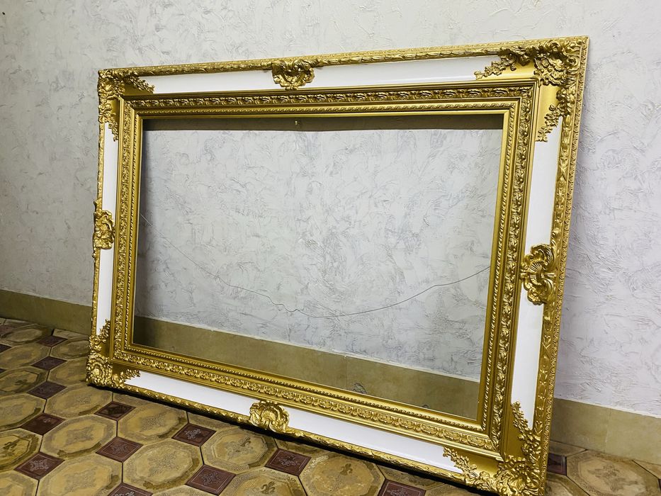 Продам рамку в стиле барокко