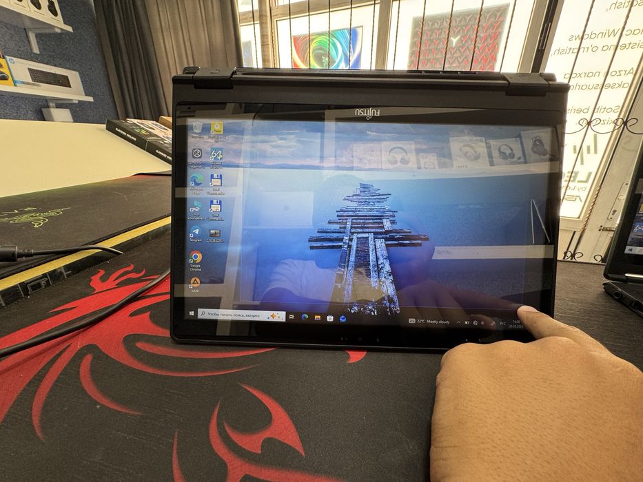 Fujitsu Lifebook P727 x360