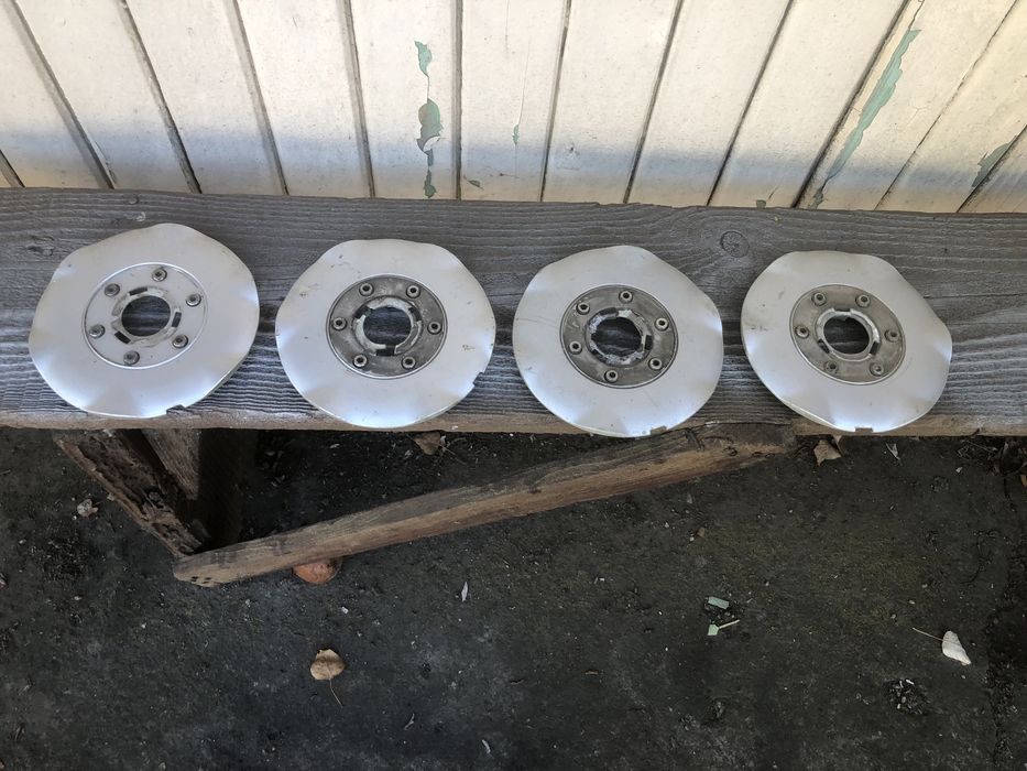 VW Transporter T3  Гума 155 15 Семперит капачки джанти rial