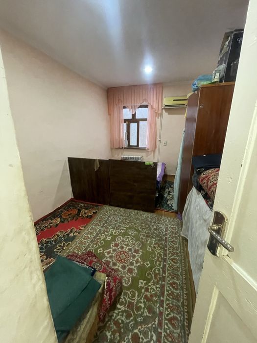 Nurafshon shahar, Birlik mahallada  8 sotix 7 xonali uchaska sotiladi