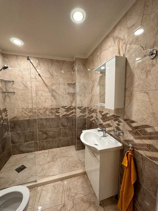 Дава се под наем Двустаен апартамент в София, Дървеница - 80 кв.м за 748 € - Снимка #9