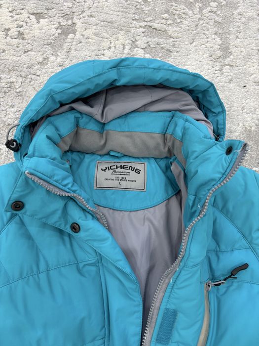 Продам женскую куртку