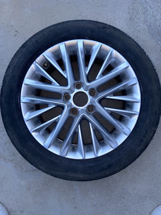 Колесо для Camry, Lexus R17 с шинами, цена указана за 2 штуки