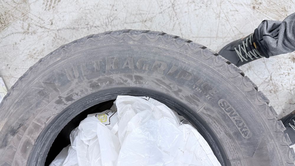 Продам зимние шины