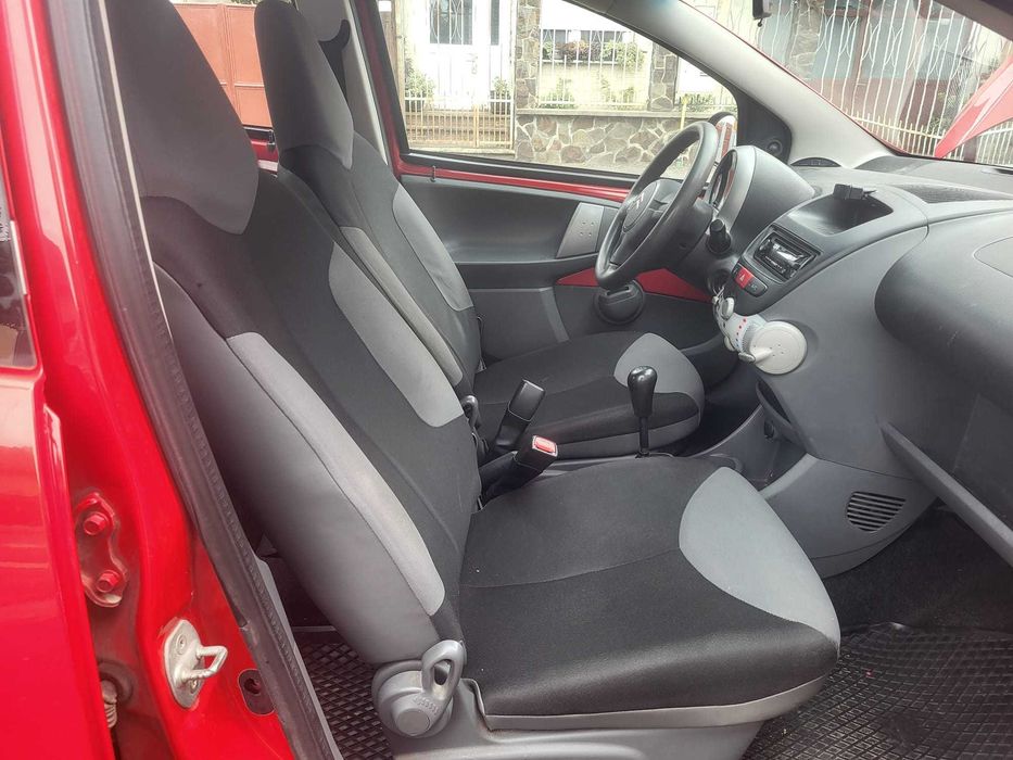 CITROEN C1 / an 2011 /euro 5/motor TOYOTA /distributie lant/ consum 4%/senzori parcare/factura/ fiscal/ garantie