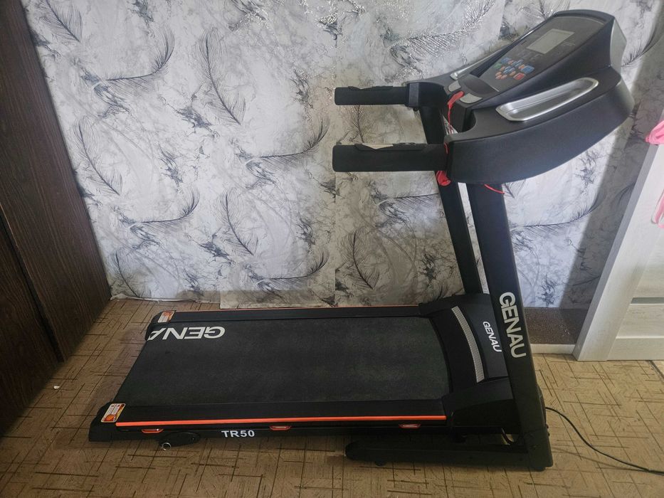 Беговая дорожка Genau