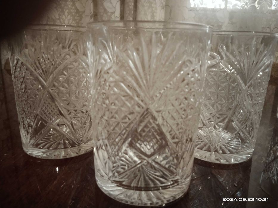 Стаканчики хрустальные