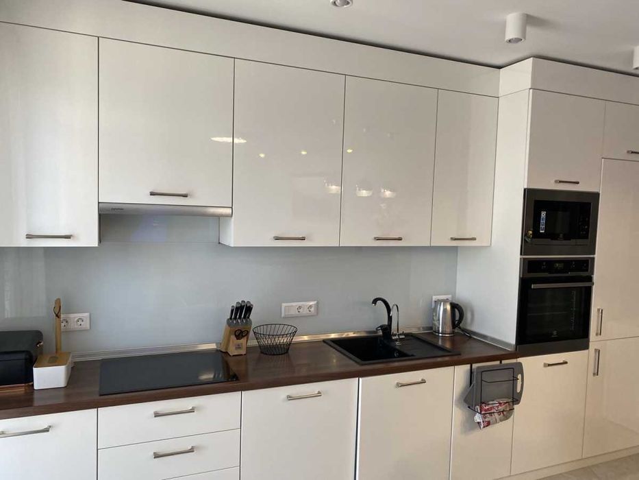 Двустаен имот в кв.Овча купел