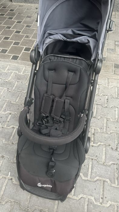 Продам коляску Ergobaby metro+