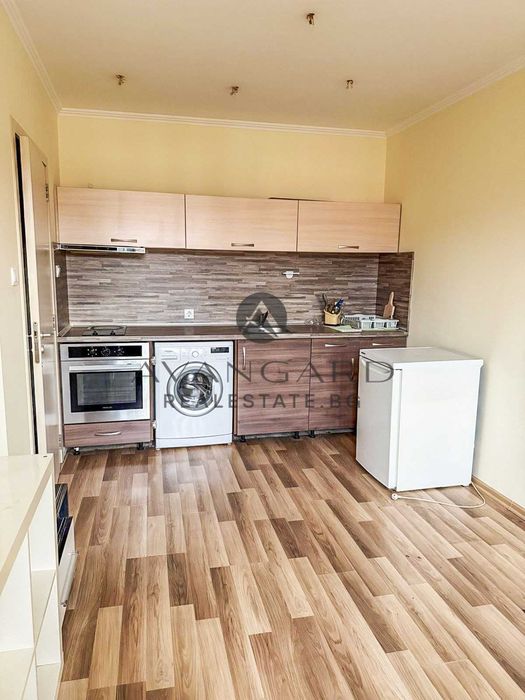 Продава се Двустаен апартамент в Пловдив, Център - 38 кв.м за 1503 €/кв.м - Снимка #2