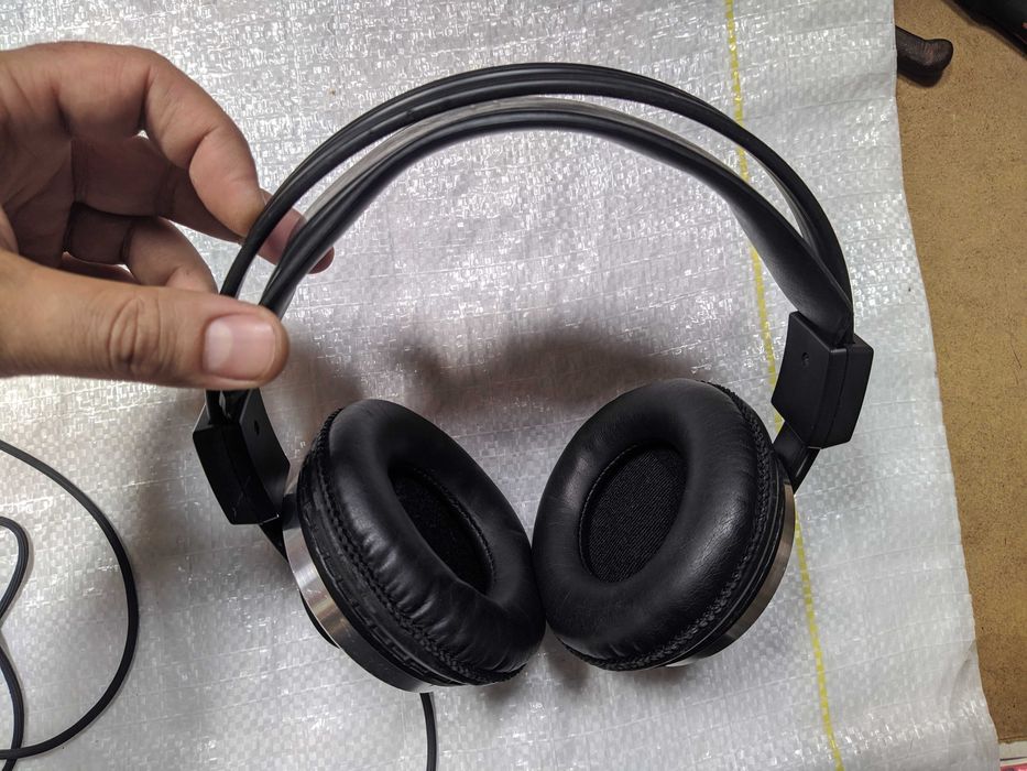 Casti audio Akg k250