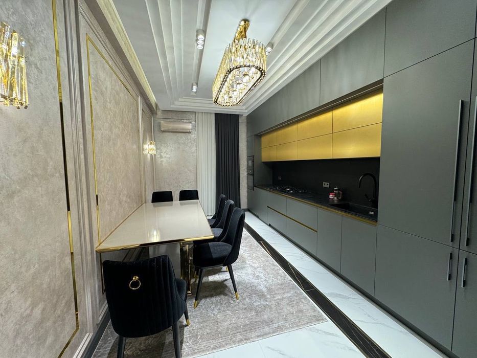 Royal House Продается 3 комнатная квартира ремонт ул.Шота Руставели