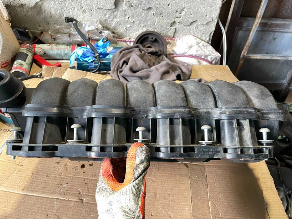 Всмукателен Колектор 70304980 Porsche Cayenne 957 4,8I V8