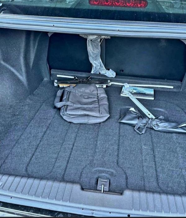 Jentra A/T sotiladi Bonusiga yangi chixol polik moshi tent qoshib beri