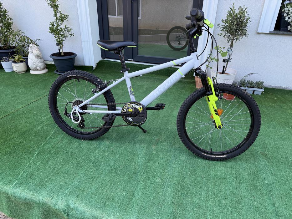 Bicicleta pentru copii