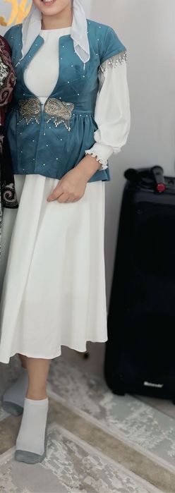 Кажекей с платьем