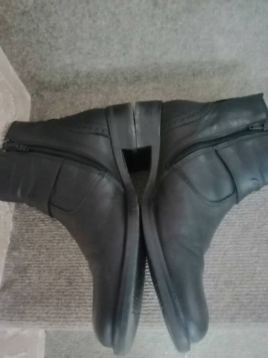 Дамски боти от естествена кожа Тамарис