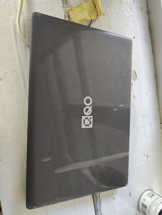 Noutbuk yangi utkan yil chiqqan